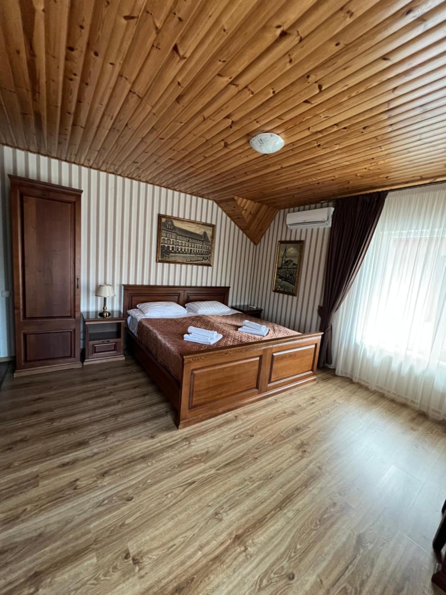 Guest House Villa Lamperti Dyyda Exterior photo