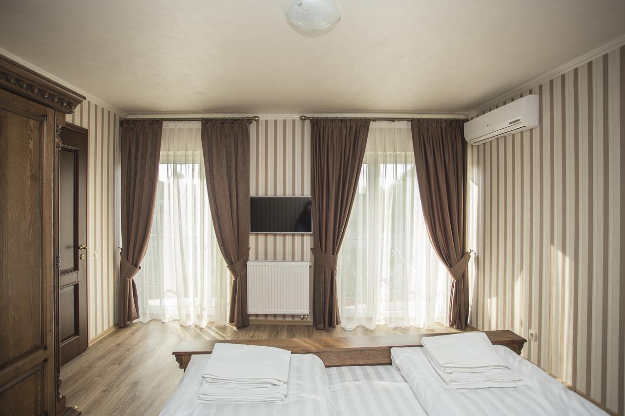 Guest House Villa Lamperti Dyyda Exterior photo